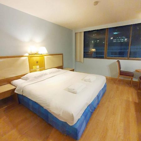Wish Inn Chidlom V วิช อินน์ ชิดลม 2 Bangkok Exteriör bild