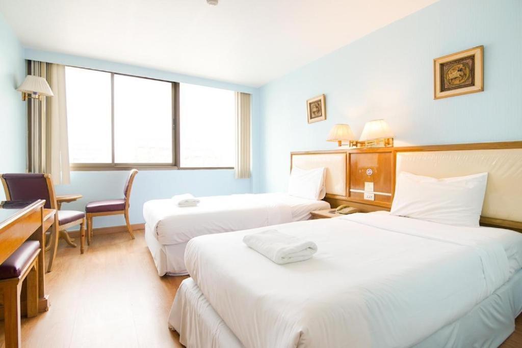 Wish Inn Chidlom V วิช อินน์ ชิดลม 2 Bangkok Exteriör bild
