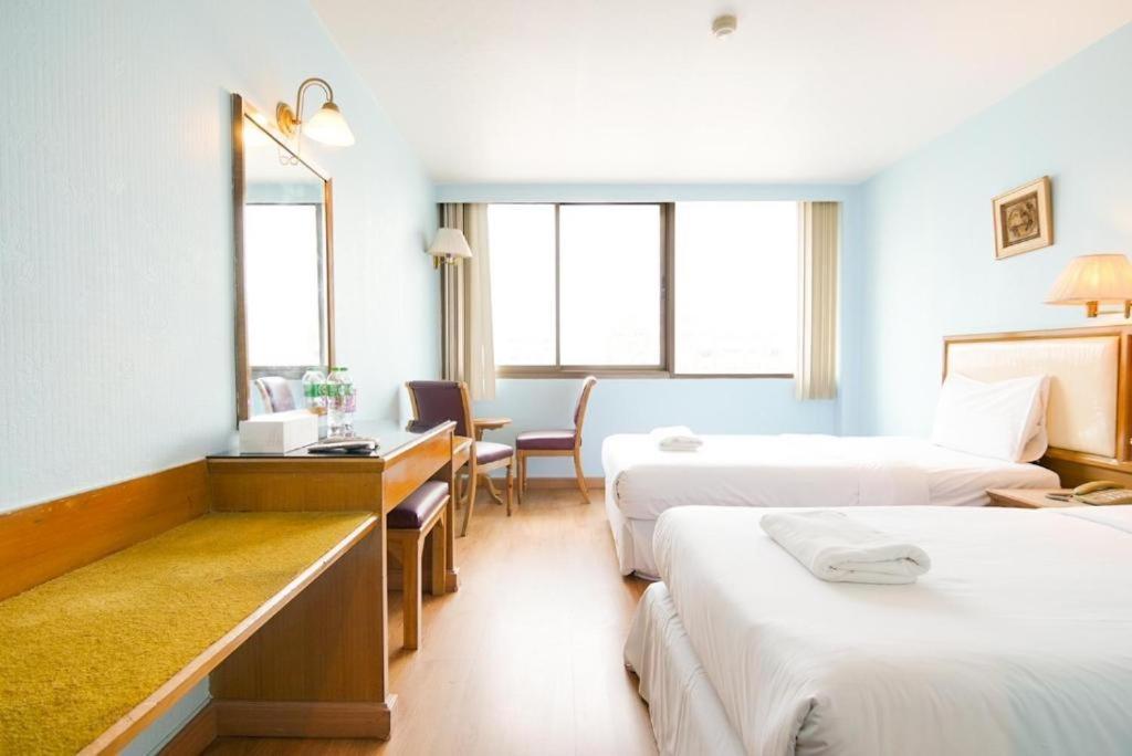 Wish Inn Chidlom V วิช อินน์ ชิดลม 2 Bangkok Exteriör bild