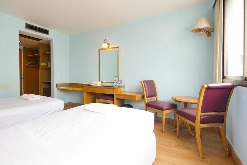 Wish Inn Chidlom V วิช อินน์ ชิดลม 2 Bangkok Exteriör bild